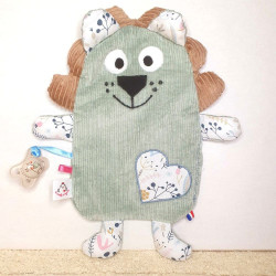 doudou plat lion Raymond vert clair vue de face