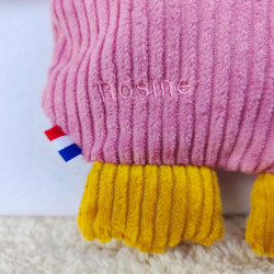 doudou peluche poule cocotte velours vieux rose Rosine détail prénom norme CE