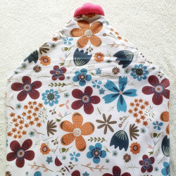 cape carré bain cocotte poule velours vert clair imprimé fleurs éponge bambou vue de dos