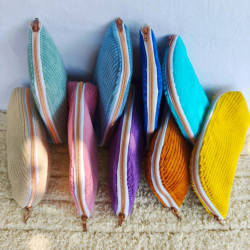 Photo de toutes les trousses en couleurs différentes